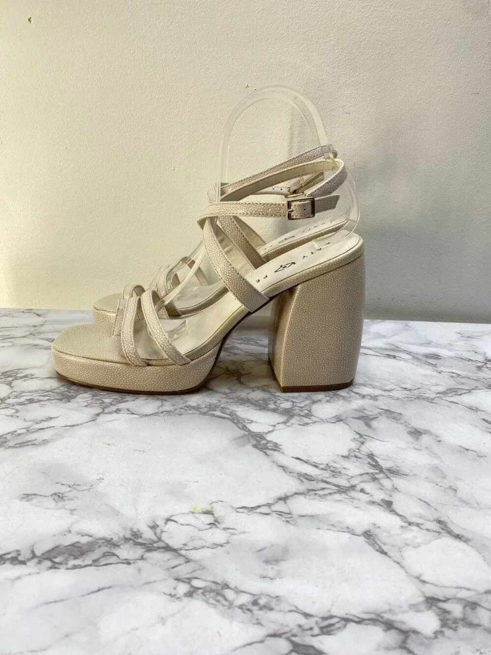 Katy Perry Women's Light Tan The Meadow Classic Platform SZ 9 M